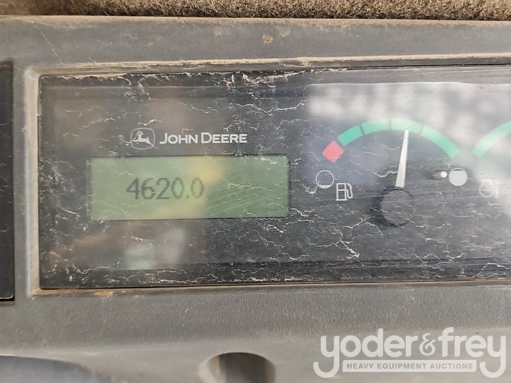 2012-deere-328d-image-30