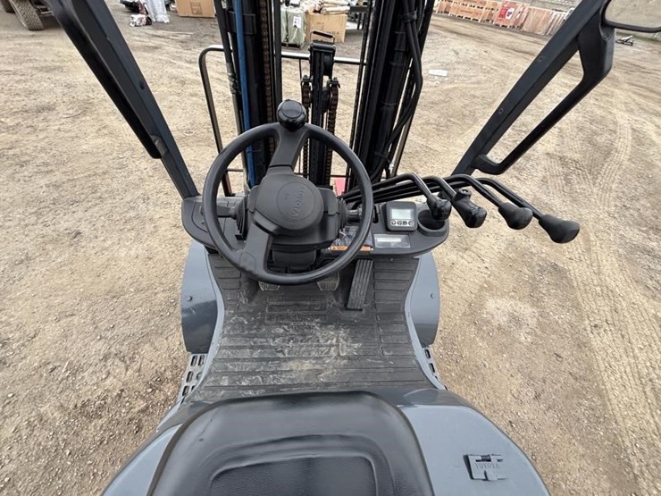 2018-toyota-8fgu25-image-18