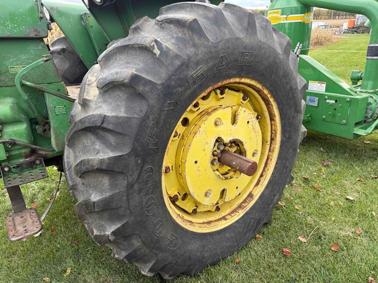 1970-john-deere-4020-image-8