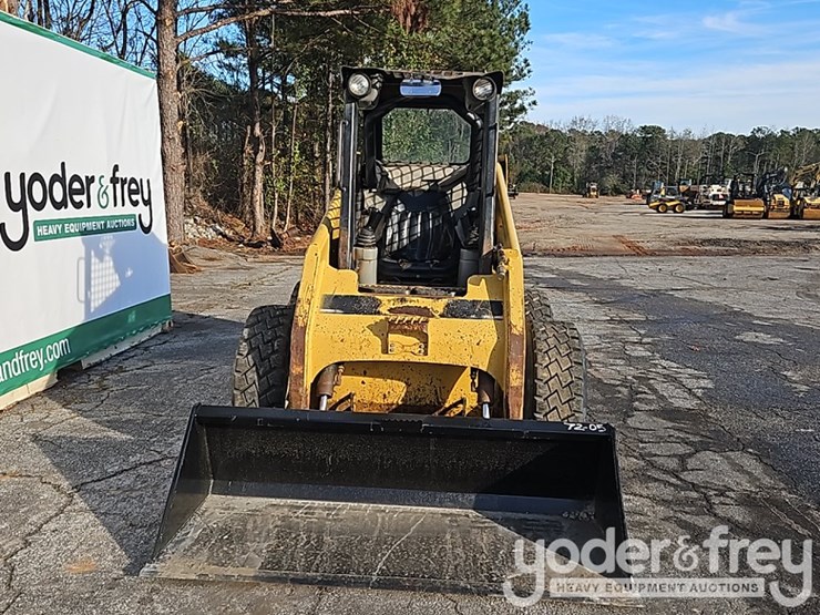 2003-caterpillar-246d-image-1