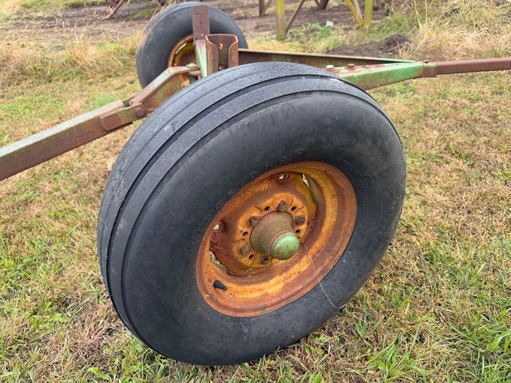 john-deere-1065-image-3