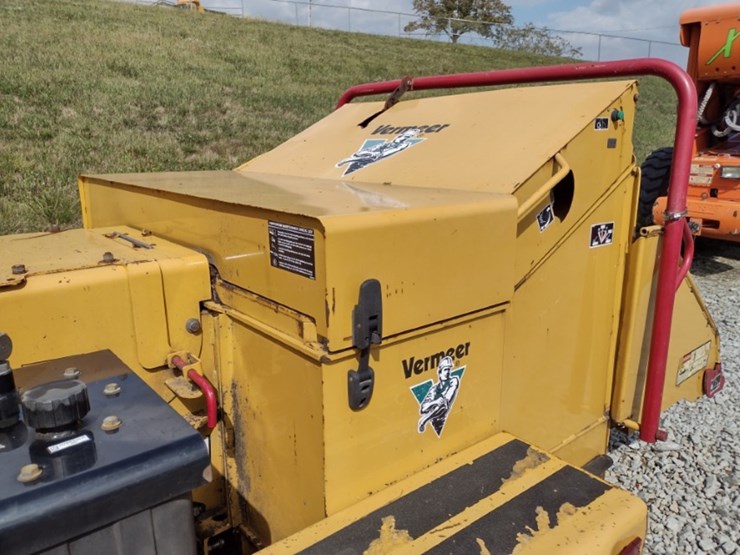 2004-vermeer-bc1400xl-image-14