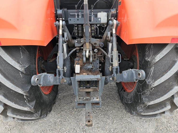 2019-kubota-m7-152-image-12