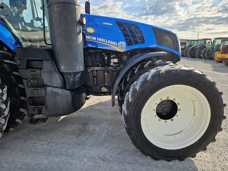 2015-new-holland-t8.410-image-18