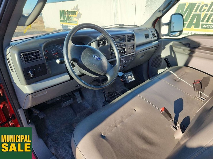 2004-ford-f450-image-15