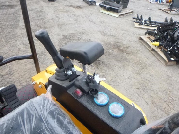 2025-vicsec-vc15p-hydraulic-excavator-image-23