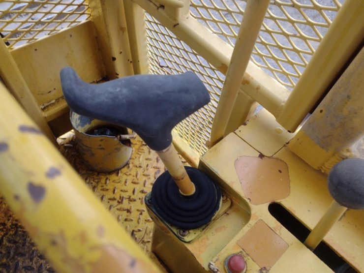 dressta-td8h-image-9