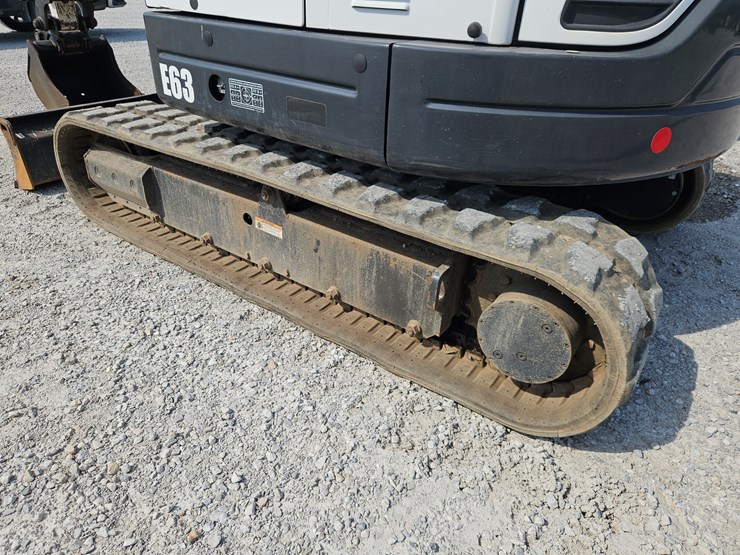 2016-bobcat-e63-image-14