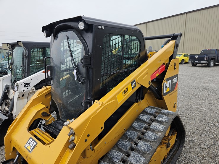 2015-caterpillar-289d-image-11