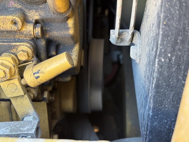 2022-caterpillar-303.5-image-50