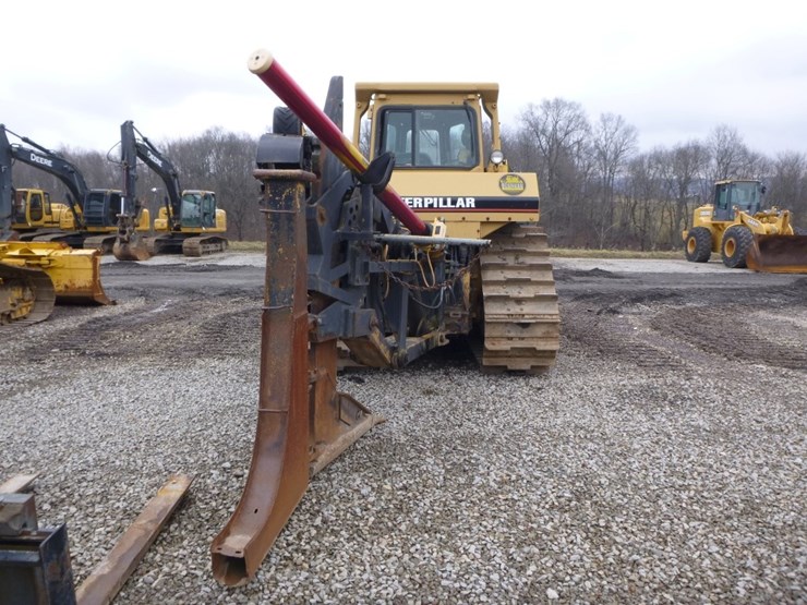 caterpillar-d6h-image-4