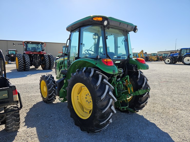 2019-john-deere-5090e-image-11