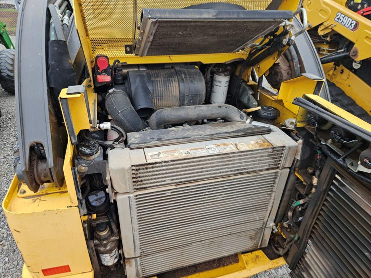 2019-new-holland-c245-image-16