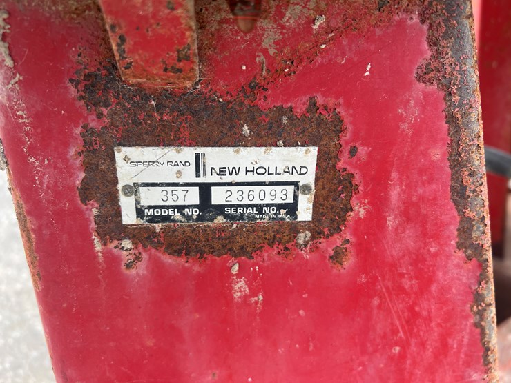 new-holland-357-image-7