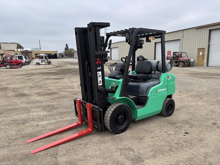 2020-mitsubishi-fg25n-image-1