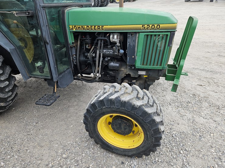 1996-john-deere-5200-image-18