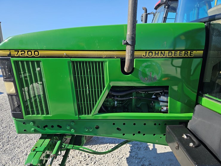 1996-john-deere-7200-image-4