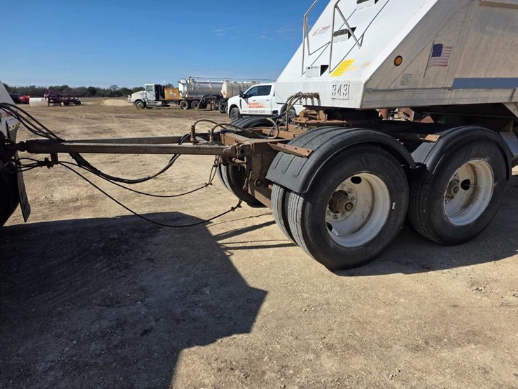 2003-travis-]-image-13