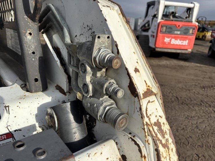 2012-bobcat-s175-image-13