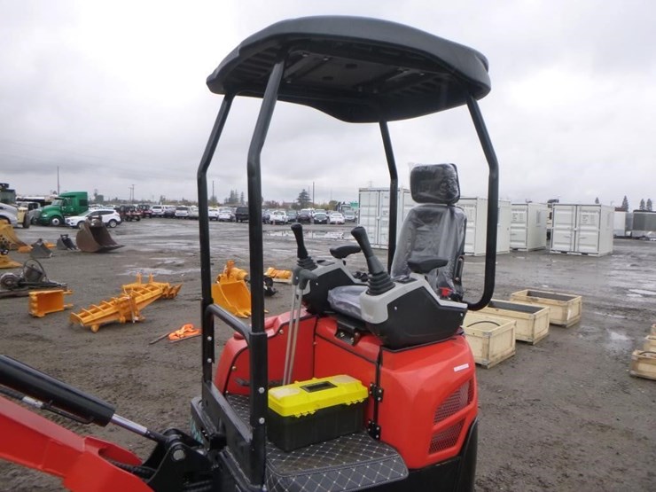 2025-tpm-18k-hydraulic-excavator-image-18