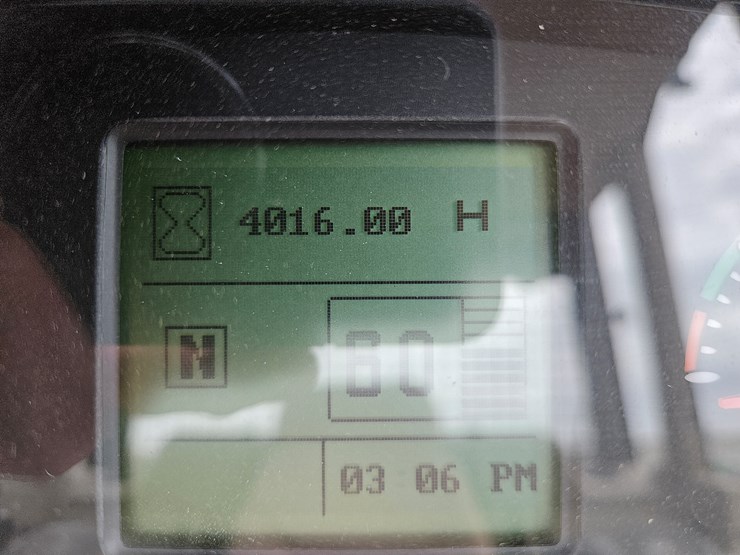 2012-case-850l-xlt-image-17