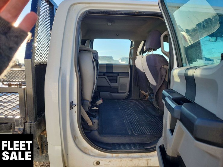 2017-ford-f350-image-18