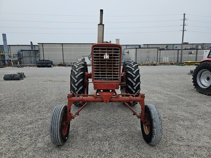 1968-international-656-image-2