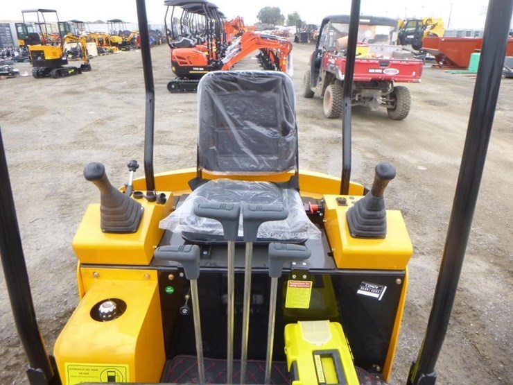 2025-vicsec-vc15-y-hydraulic-excavator-image-19