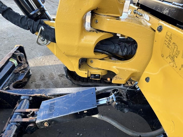 2021-caterpillar-302.7cr-image-22