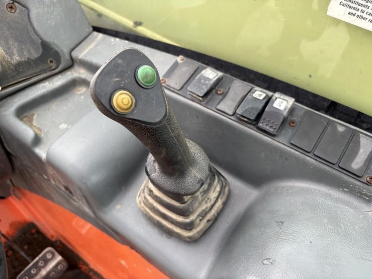 2013-jlg-g5-18a-image-29