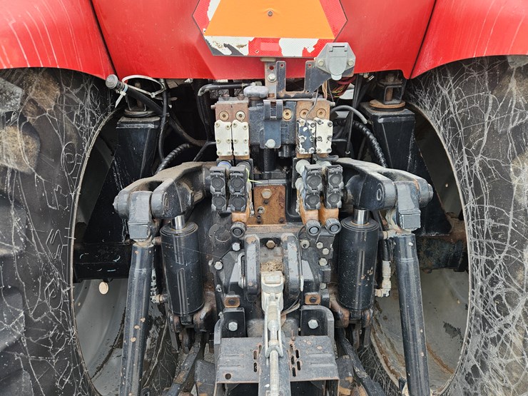 2009-case-ih-magnum-210-image-10