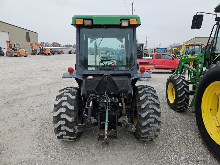 1996-john-deere-5200-image-12