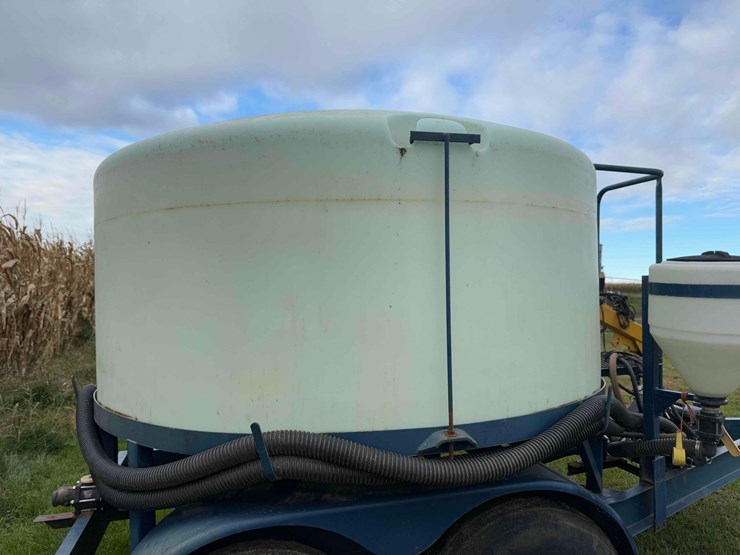 1200-gal-duo-lift-tandem-nurse-trailer-image-11