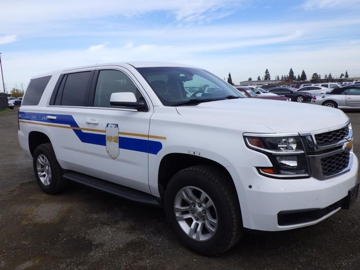 2019-chevrolet-tahoe-image-2