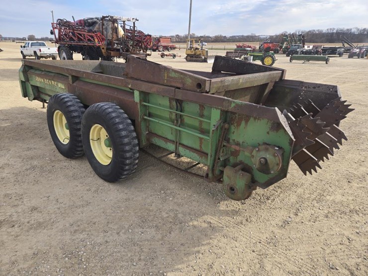 john-deere-680-image-7