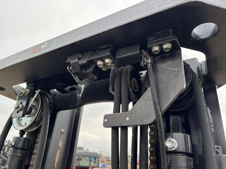 2018-toyota-8fgu25-image-15