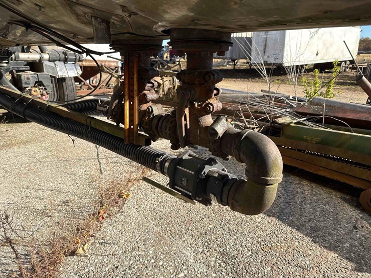 1976-6500-gal-ss-tanker-image-11