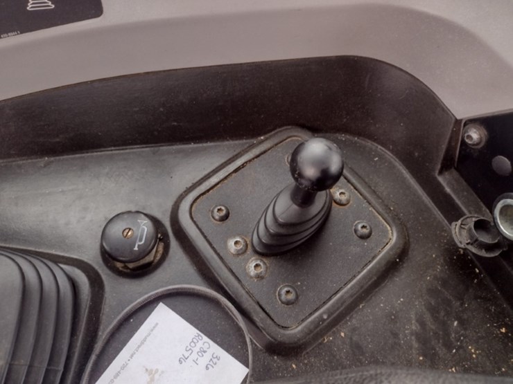 caterpillar-d6t-xl-image-11