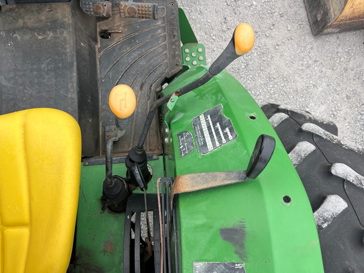 2002-john-deere-5320-image-15