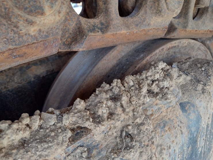 case-cx350d-image-33