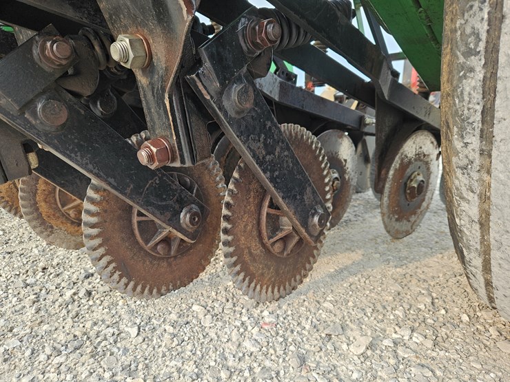 great-plains-solid-stand-10-image-4