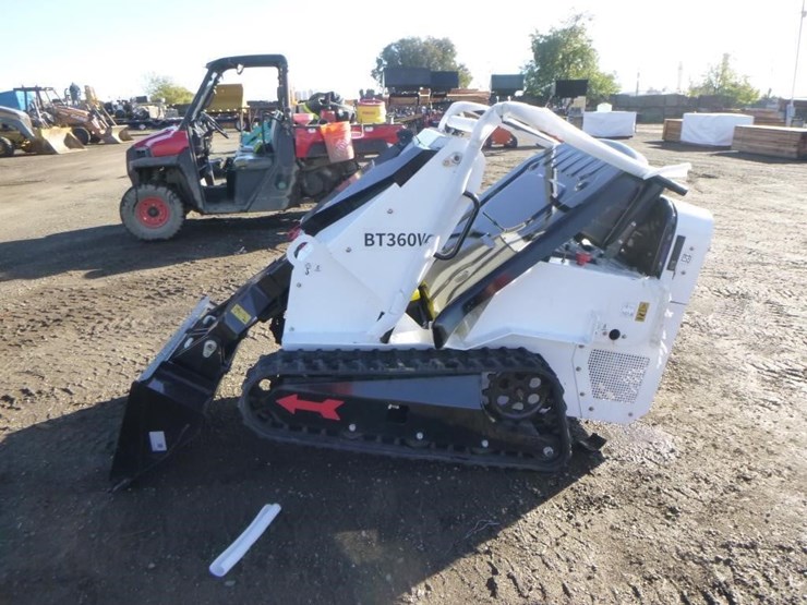 2025-bison-tele-bt360w-skid-steer-track-loader-image-5