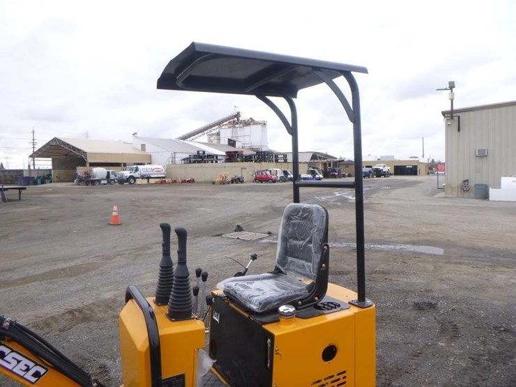 2025-vicsec-vc12-hydraulic-excavator-image-18