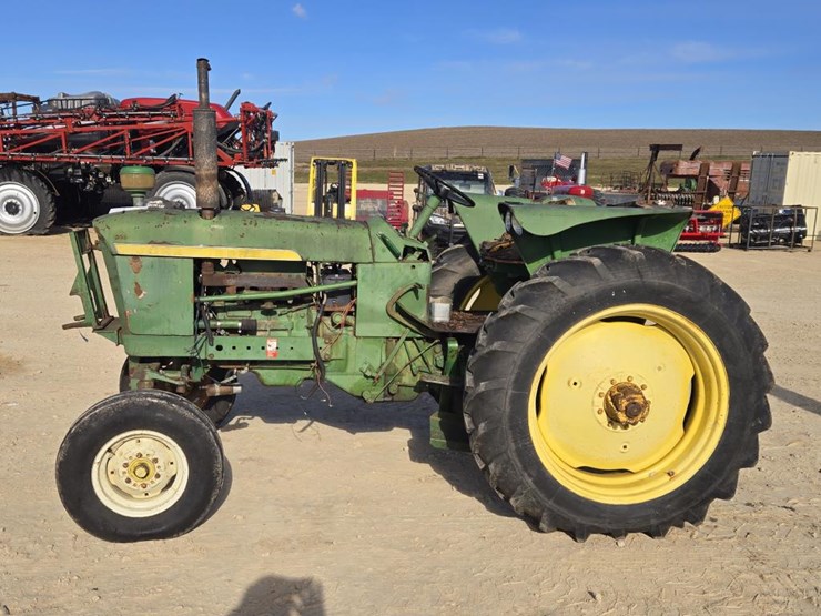 john-deere-2010-image-4