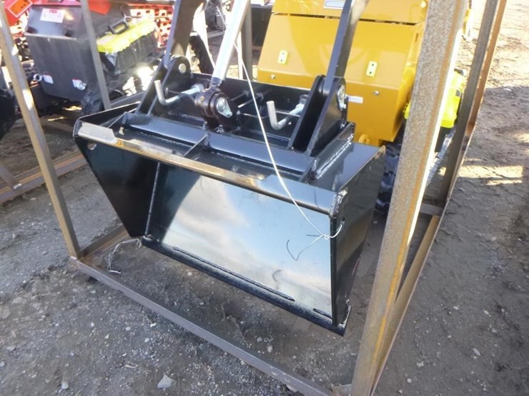 2025-agt-mx-mrt14-skid-steer-track-loader-image-7