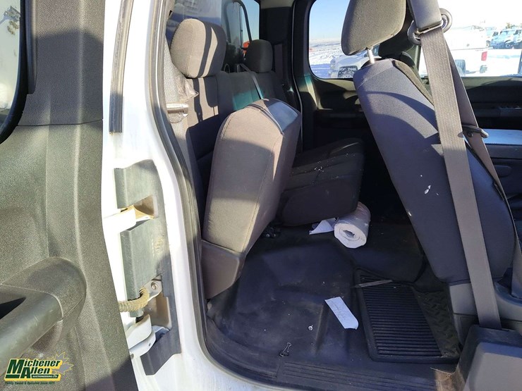 2009-gmc-sierra-3500hd-image-16