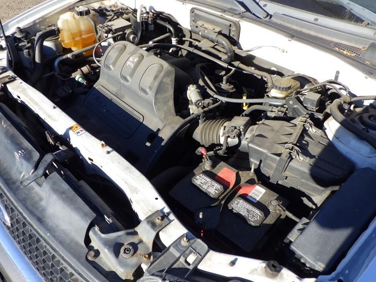 2003-ford-escape-image-10