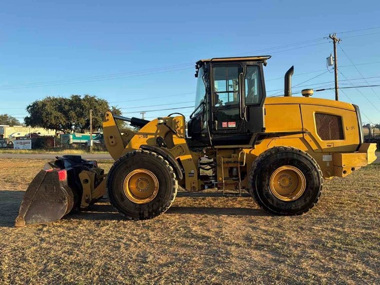 caterpillar-930m-image-8