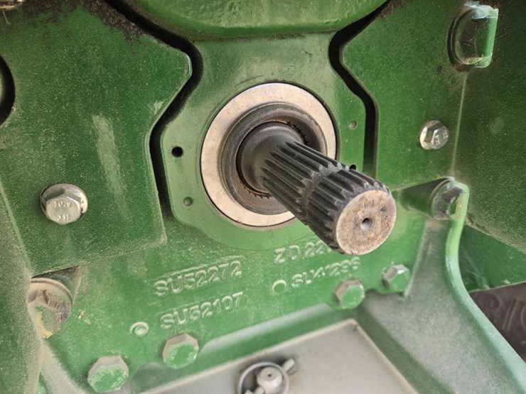 2022-john-deere-6135e-image-18