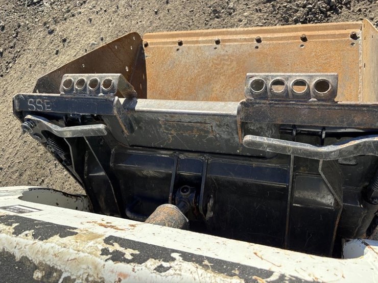 2021-bobcat-s70-image-11